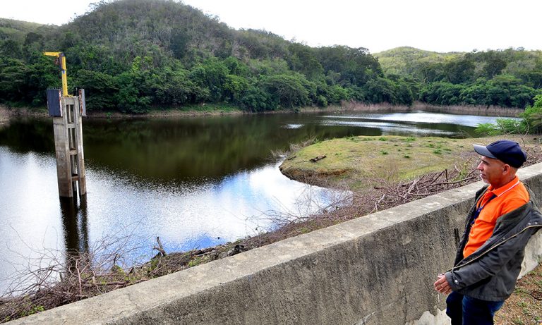 El represamiento de río afecta el embalse Chacuey