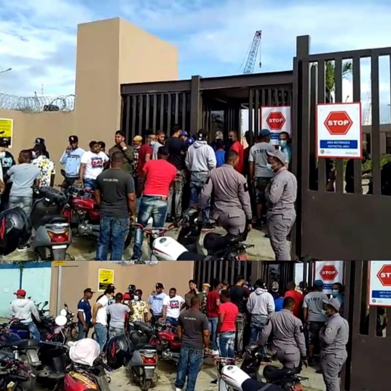 Obreros reclaman prestaciones de la terminal turística Taíno Bay en Puerto Plata